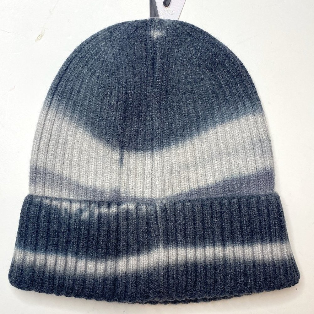 Girly, NWT, women's OSFA, black/grey tie dye beanie.